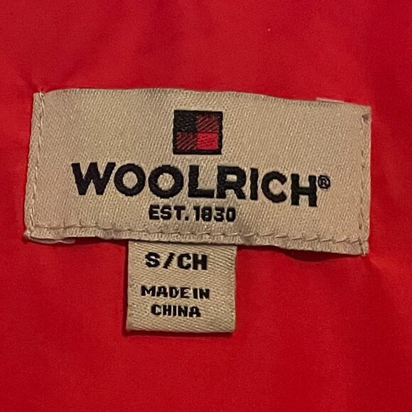 Woolrich, S,  Red, Full Gold Tone Zipper, Puffer, Down Vest - Picture 2 of 10